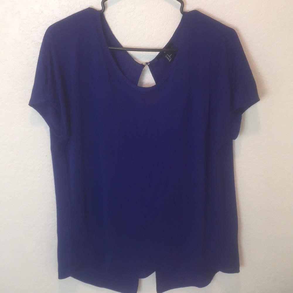 H&M Royal 👑 blue open back shirt